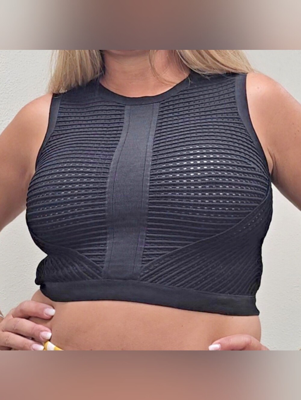 Women's Sexy Bebe Sheer Mesh Striped Cropped Sweater Tank Black Zip Back Medium.